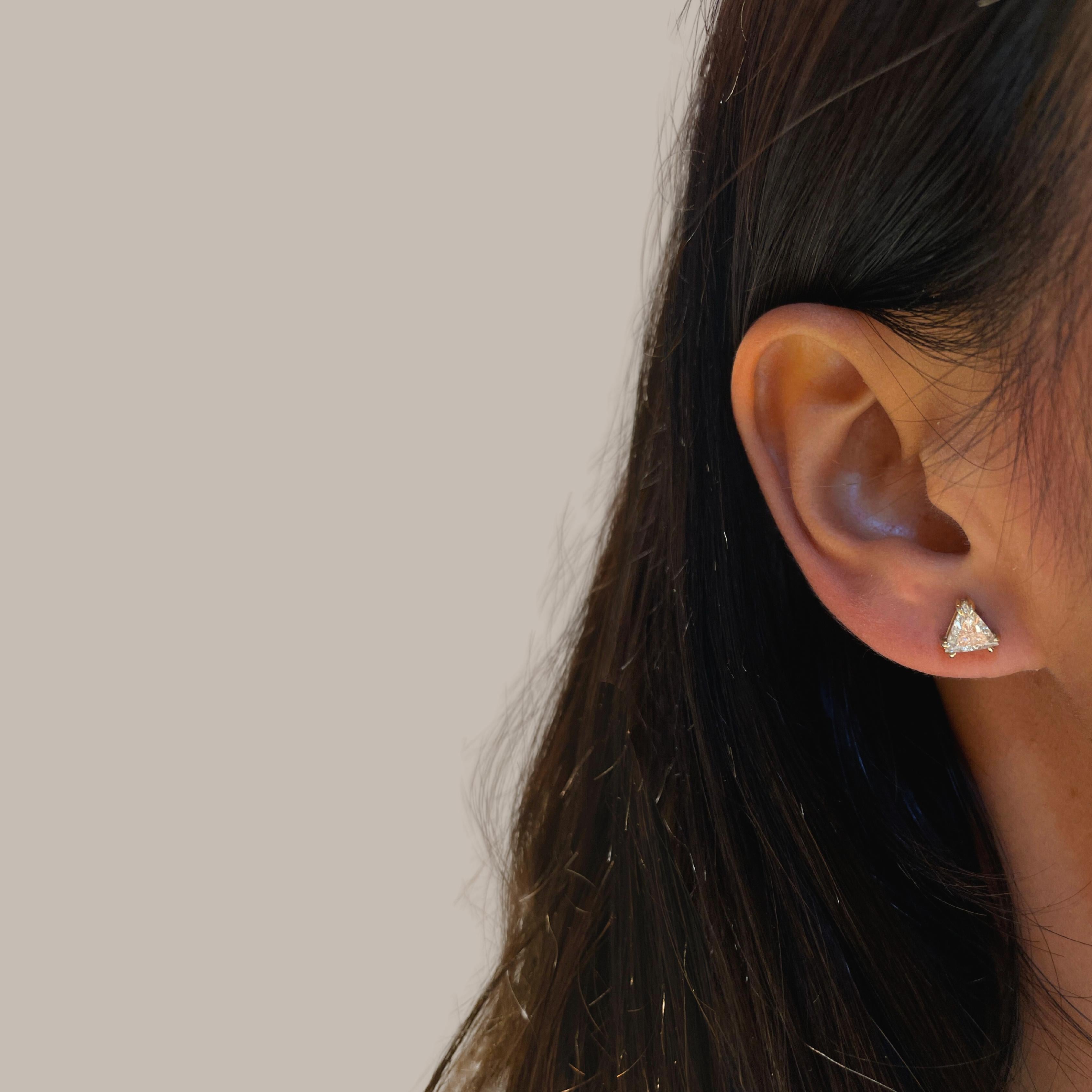 MOORA 1.56 CRT TRIANGLE STUDS