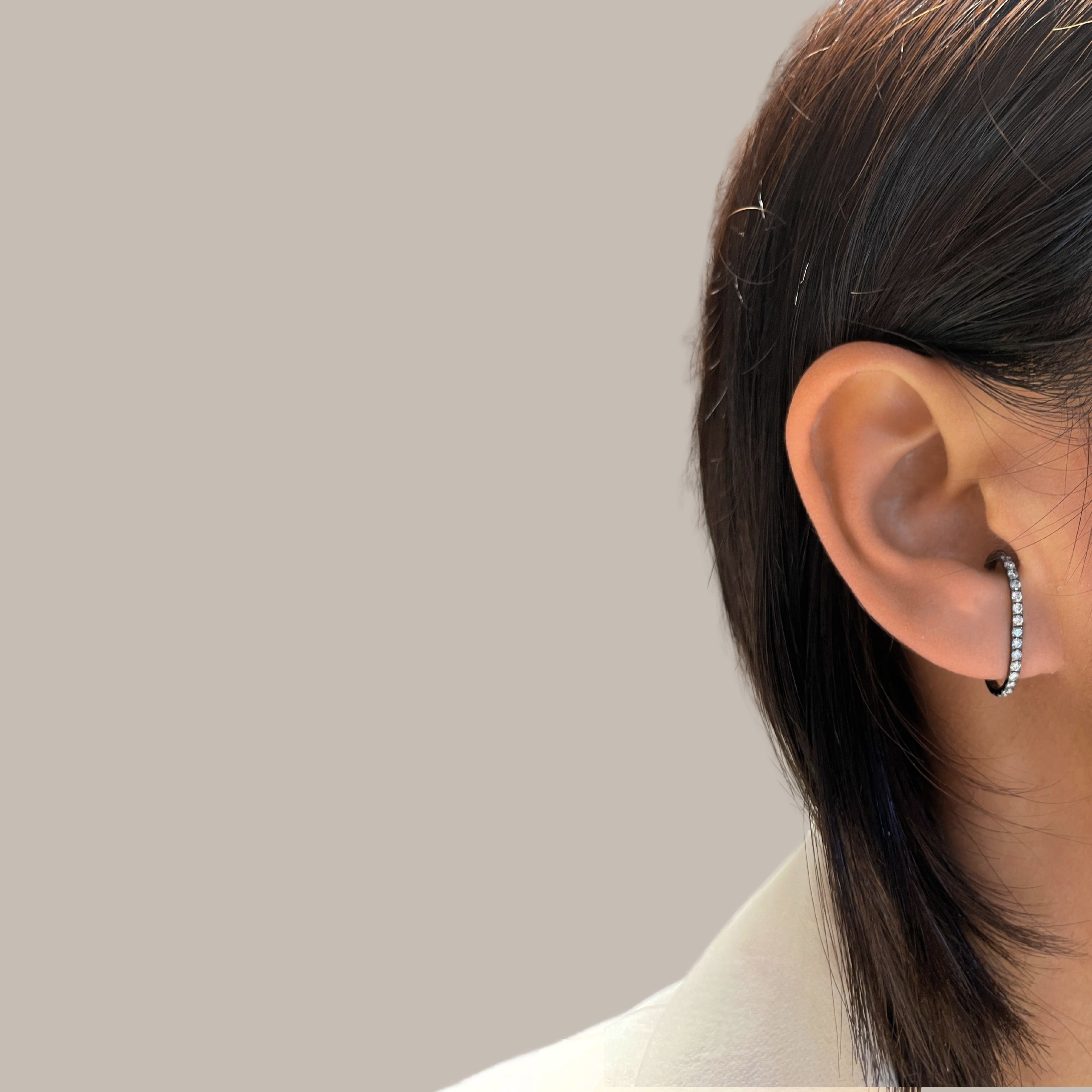 RANI PAVE GREY EARRING (SINGLE)