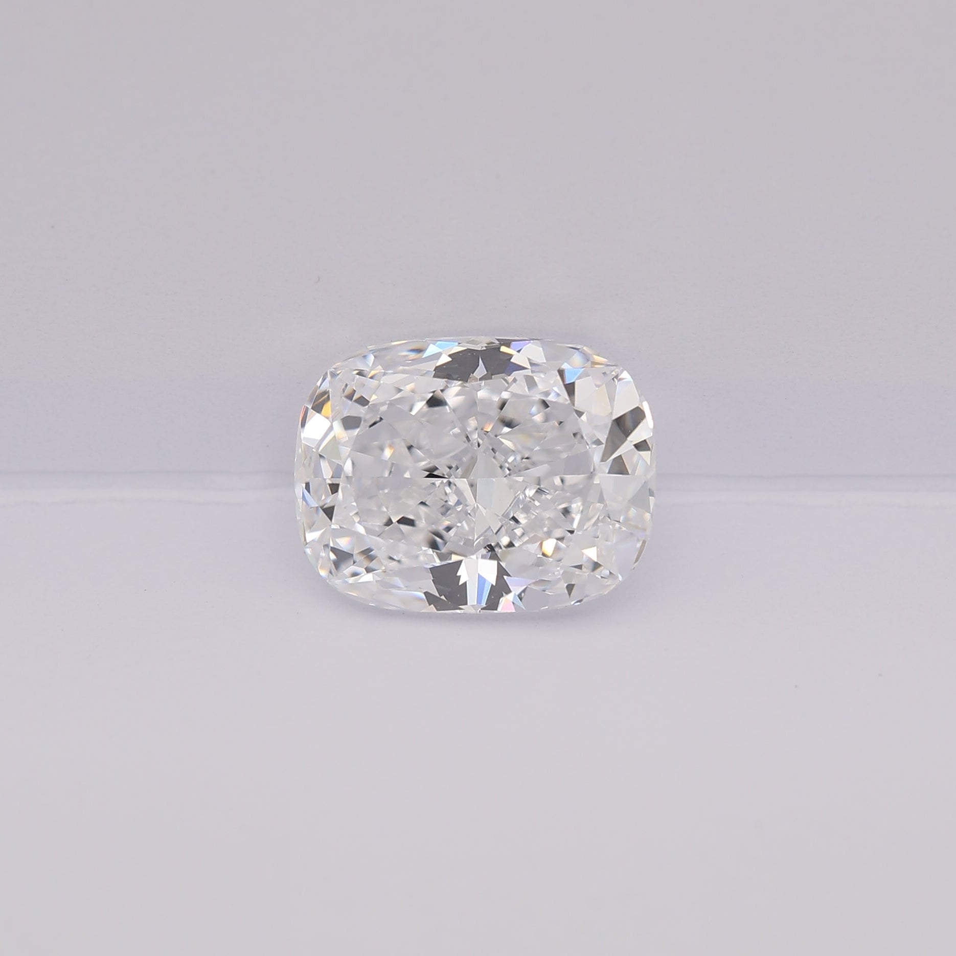 3.01 CRT D VVS1 CUSHION BRILLIANT CUT DIAMOND