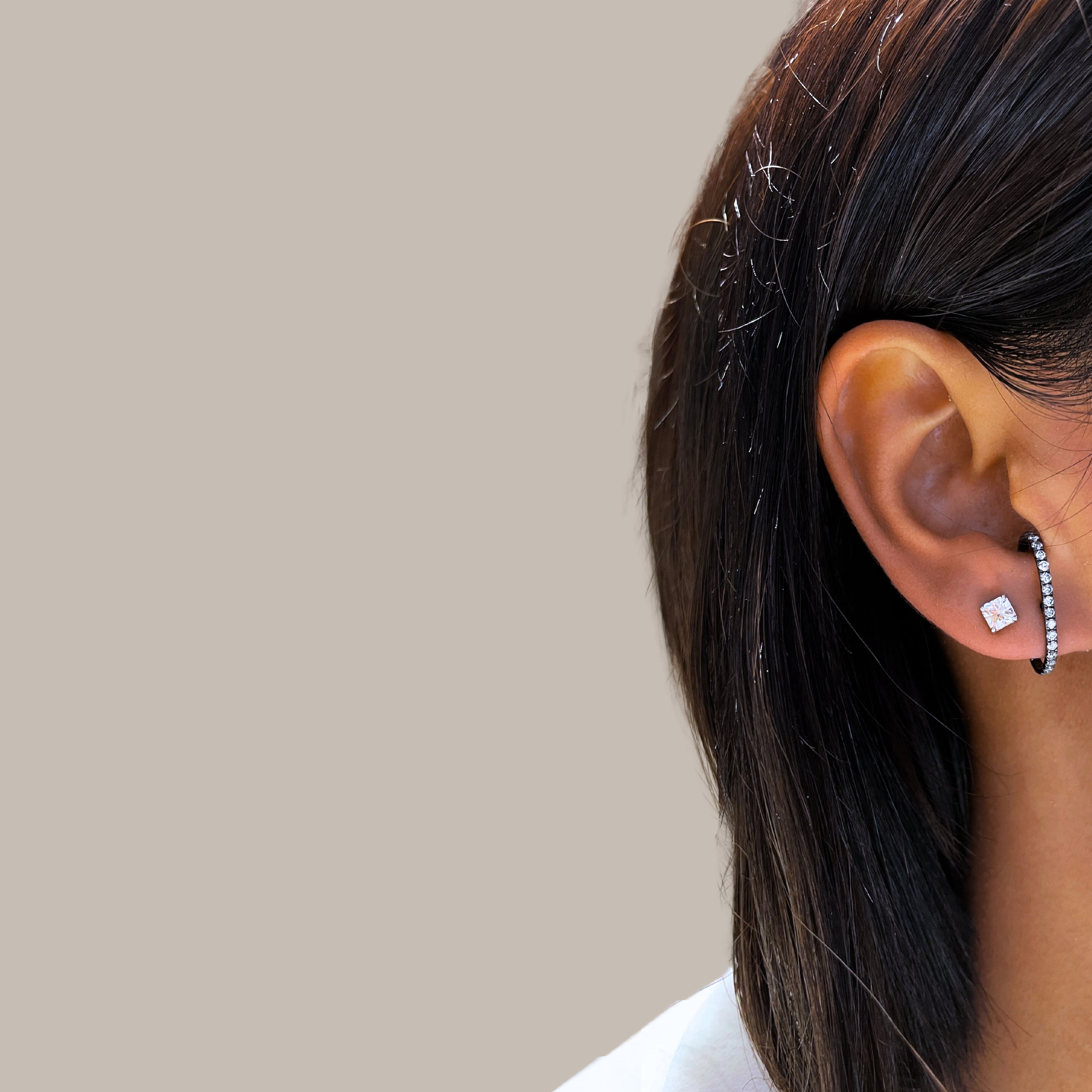 RANI PAVE GREY EARRING (SINGLE)