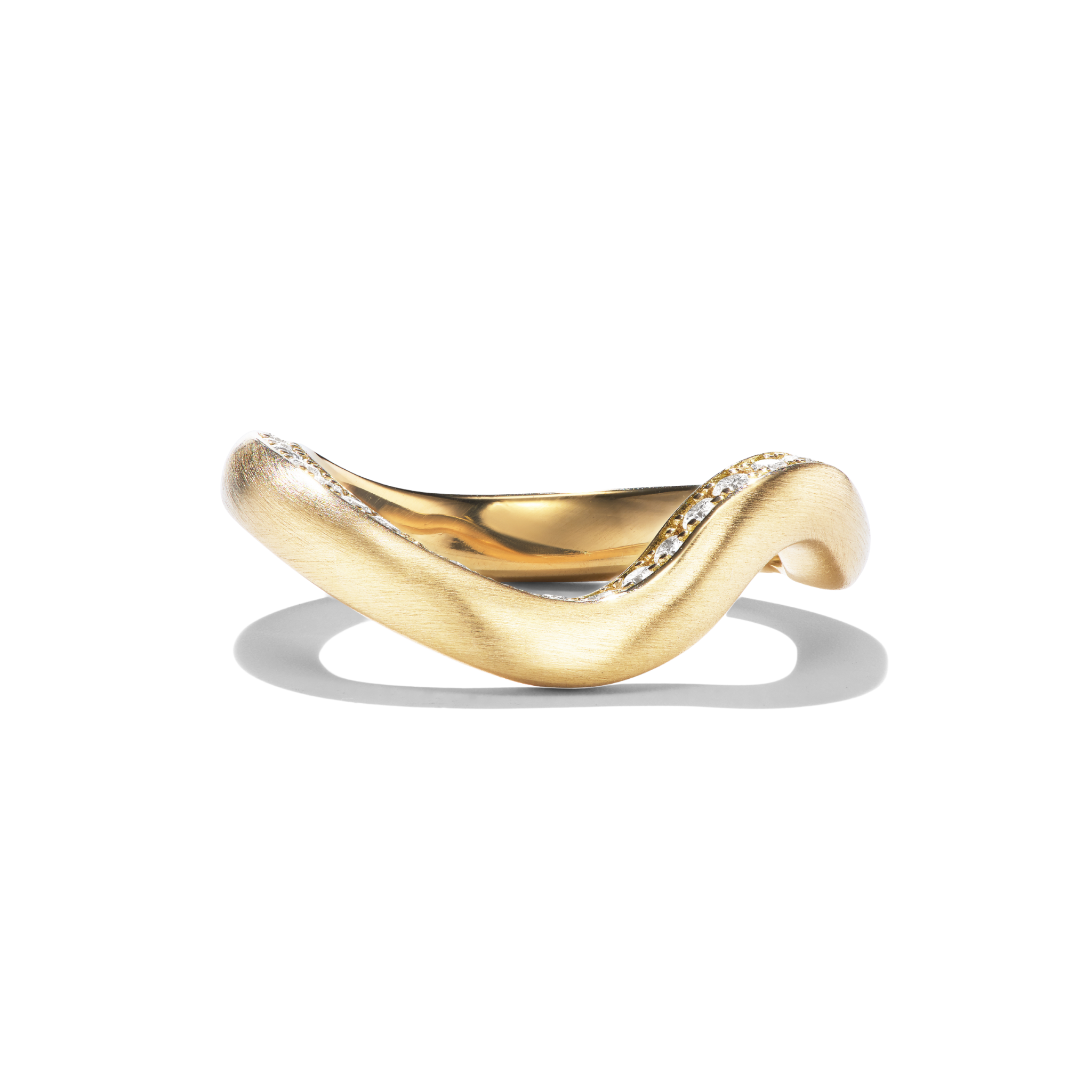 BESPOKE HIDDEN PAVÉ CONTOUR BAND
