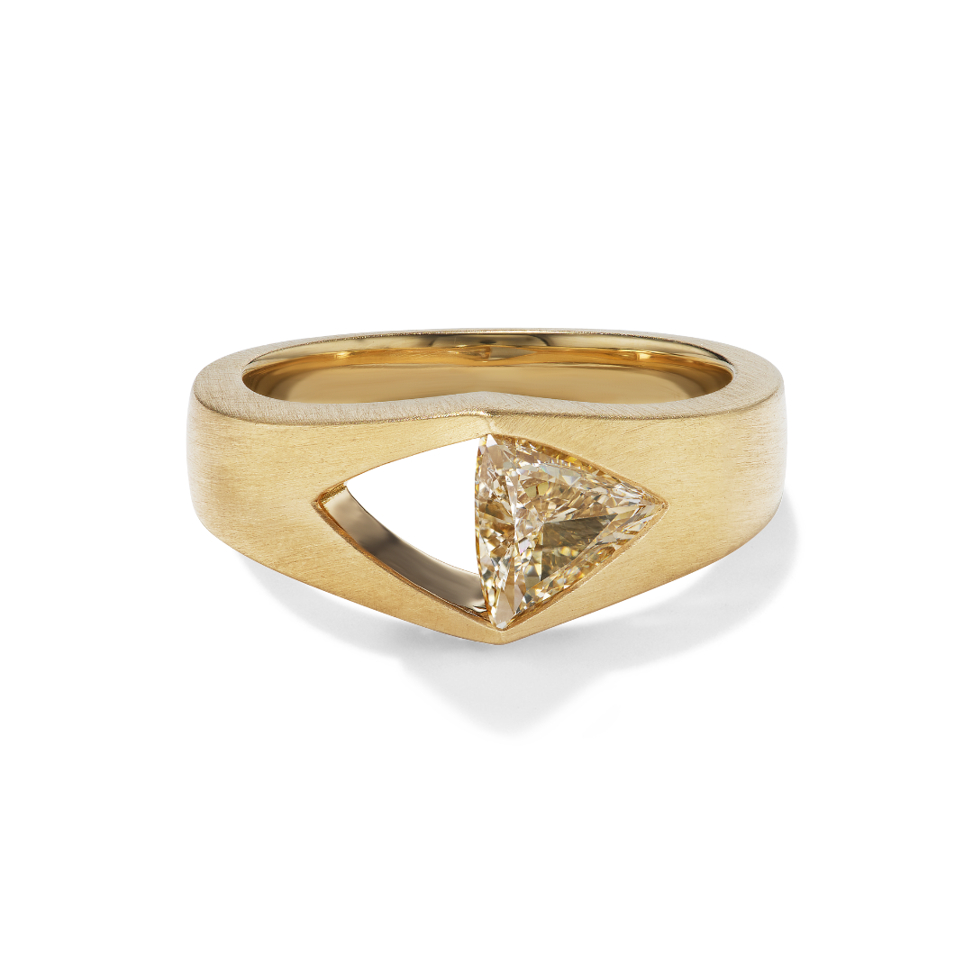 TRIKONA II RING