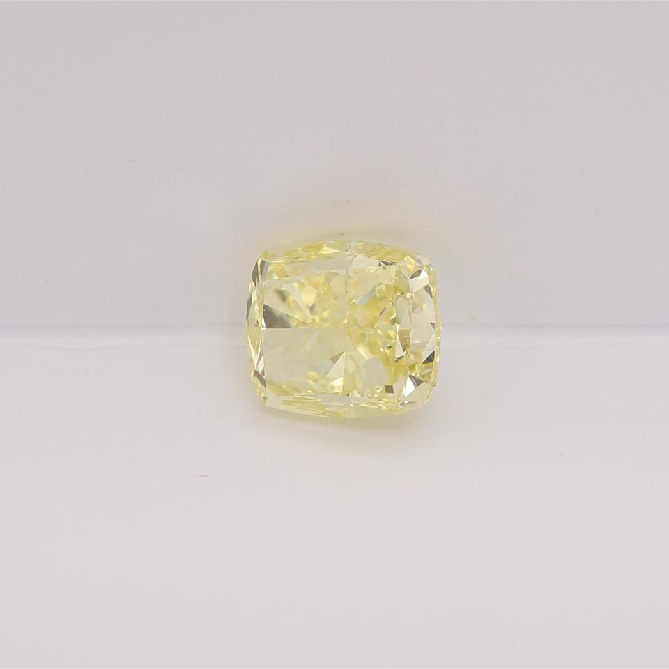 2.74 CRT FIY VVS2 CUSHION MODIFIED BRILLIANT