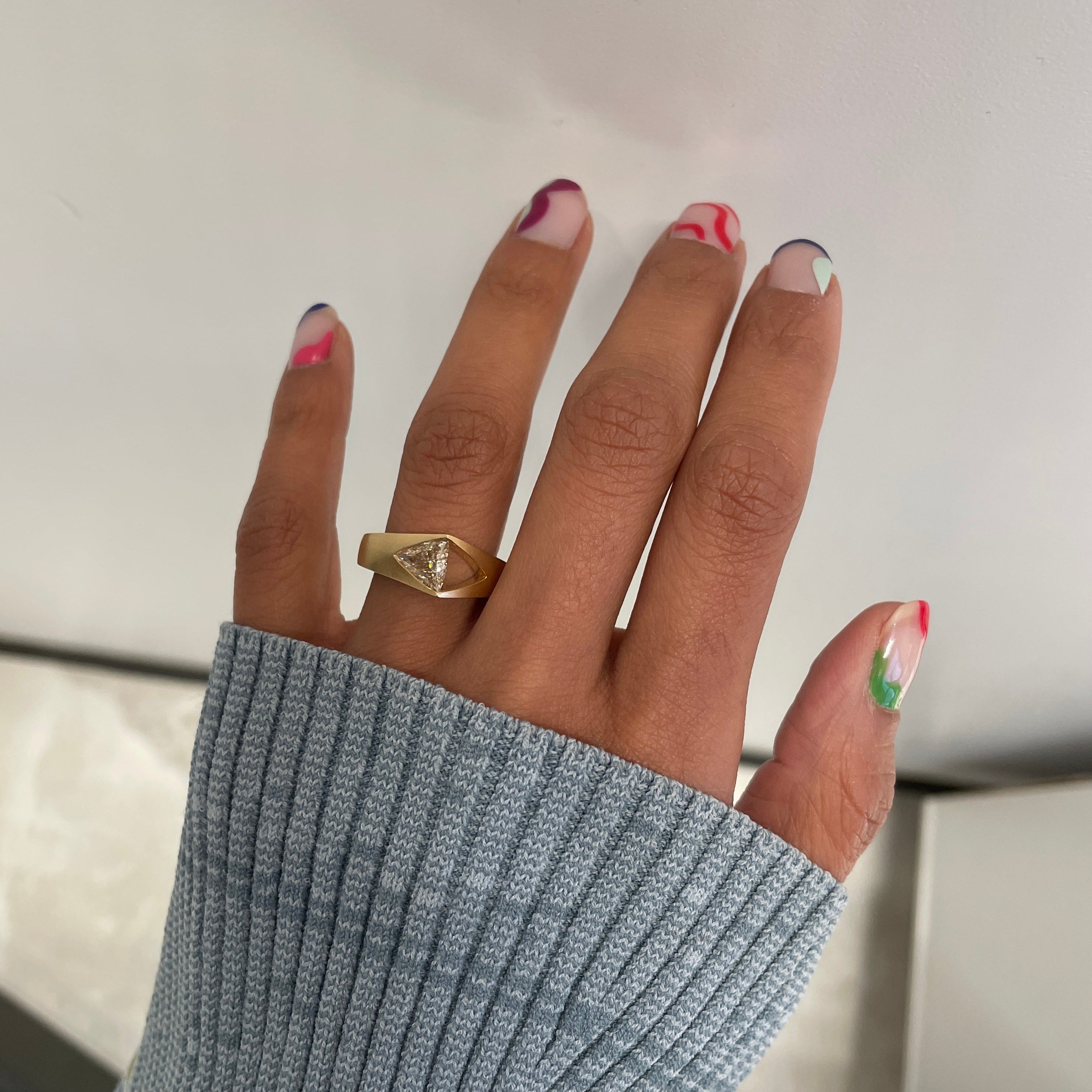 TRIKONA II RING