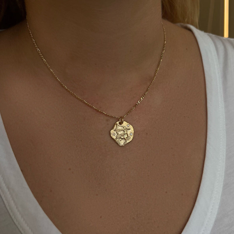 SAGITTARIUS 18KT YELLOW GOLD ZODIAC MEDALLION PENDANT