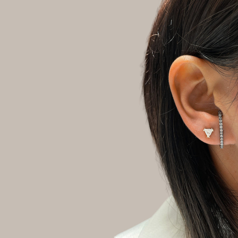RANI PAVE GREY EARRING (single)
