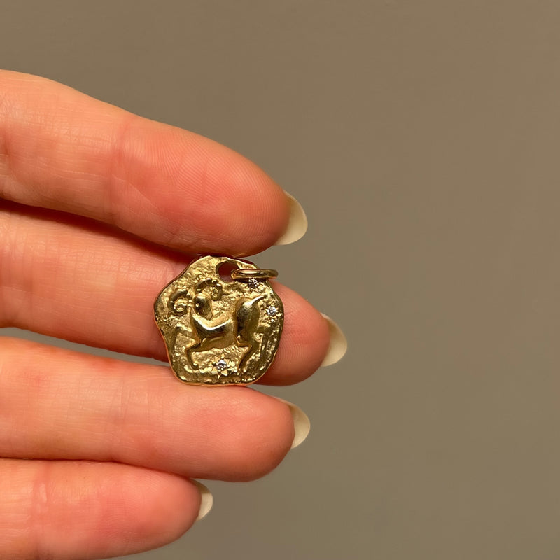 ARIES 18KT YELLOW GOLD ZODIAC MEDALLION PENDANT