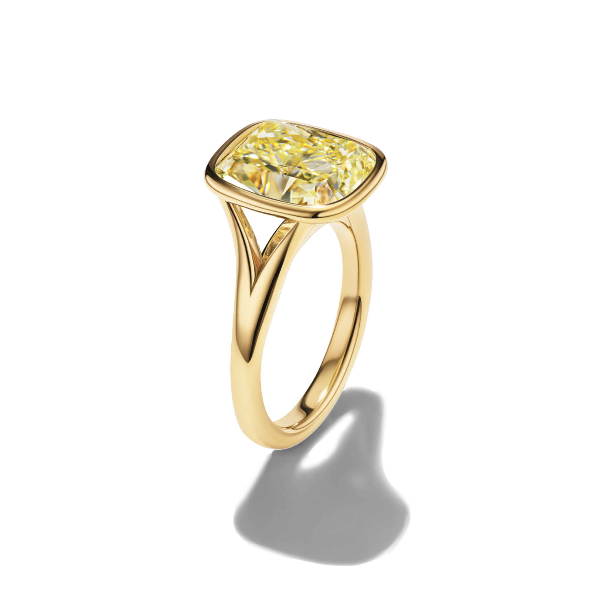 BESPOKE BEZEL SPLIT SHANK RING