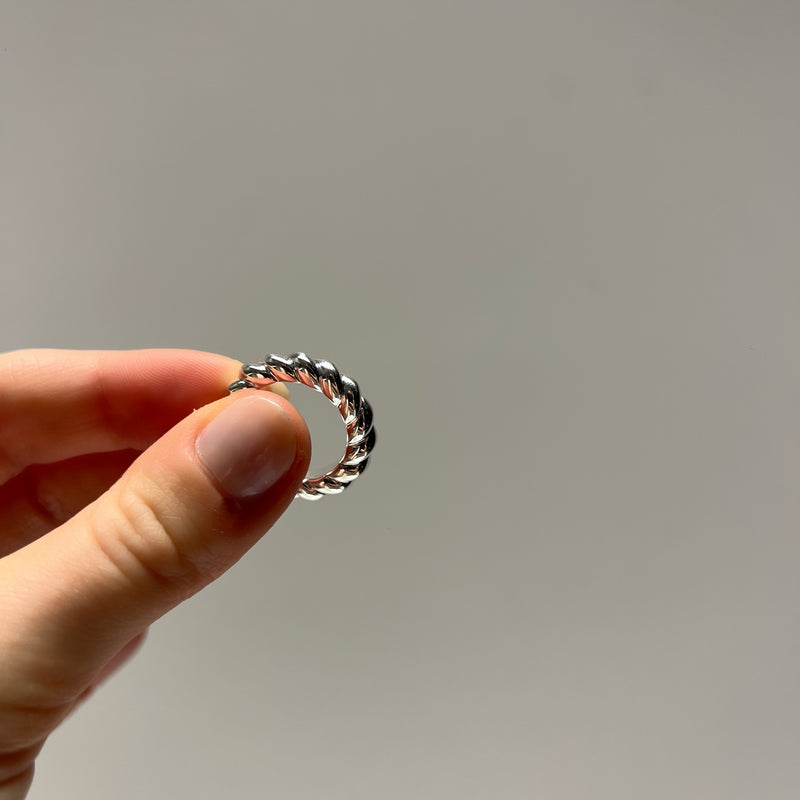 MAHA FEARLESS STERLING SILVER RING