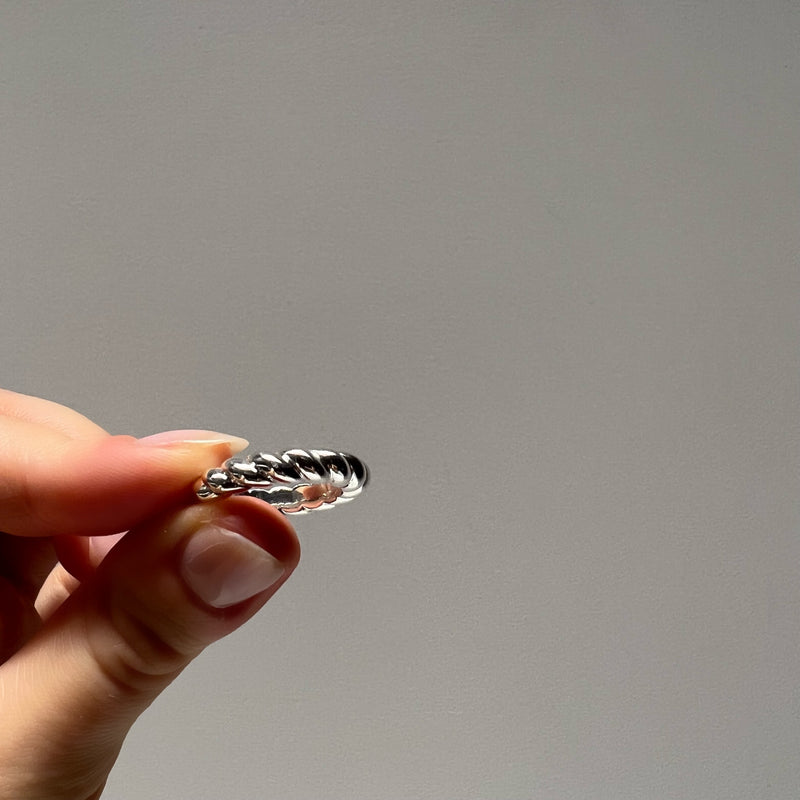 MAHA FEARLESS STERLING SILVER RING
