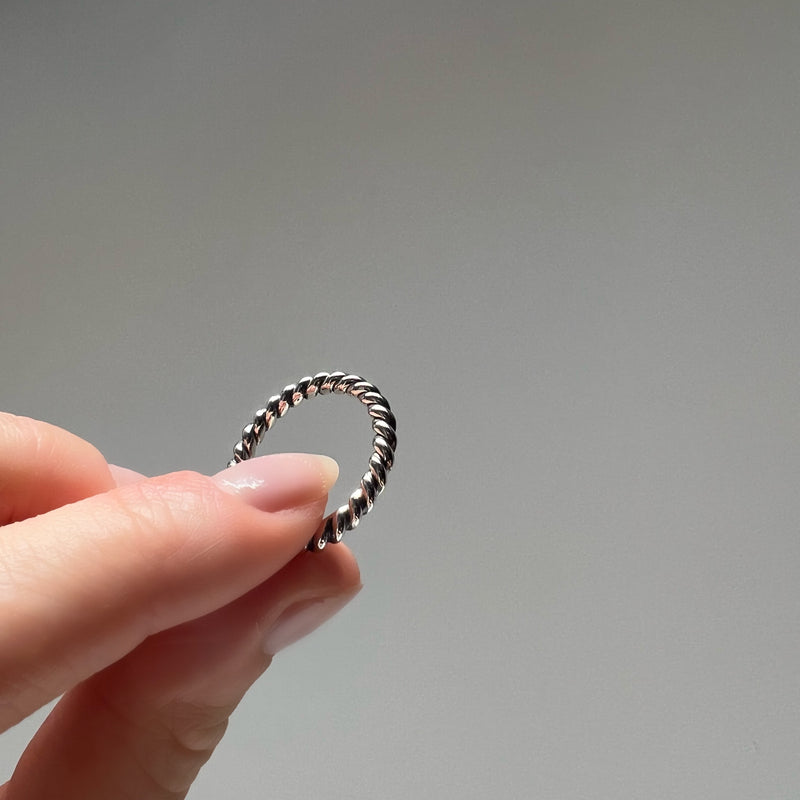 AADYA YIN BOLDER STERLING SILVER RING