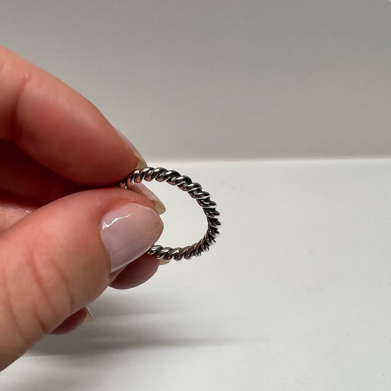 AADYA YIN BOLDER STERLING SILVER RING
