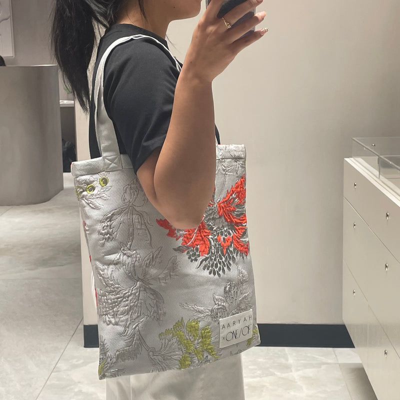 ONE OF ONE TOTE X AARYAH TOTE