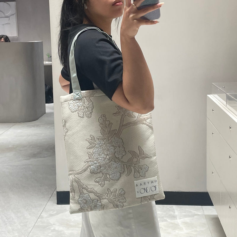 ONE OF ONE TOTE X AARYAH TOTE