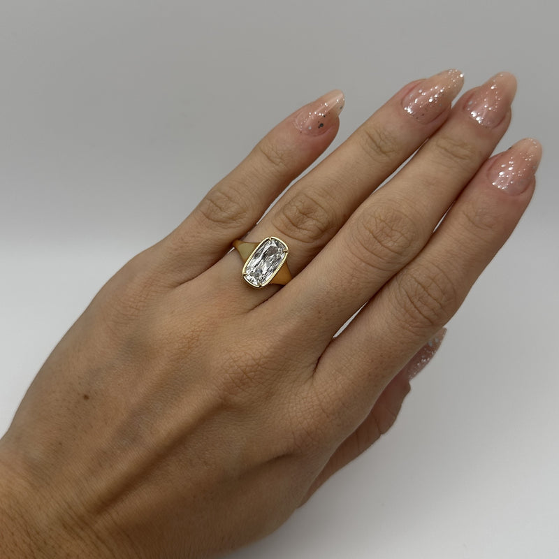 *NEW* LUCY Ring