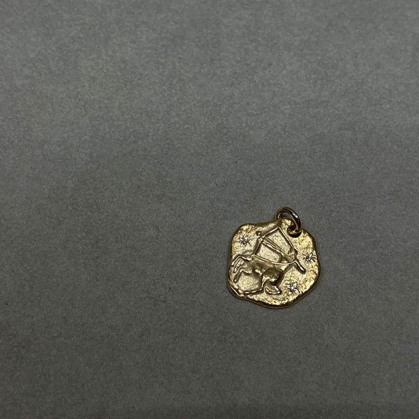 SAGITTARIUS 18KT YELLOW GOLD ZODIAC MEDALLION PENDANT