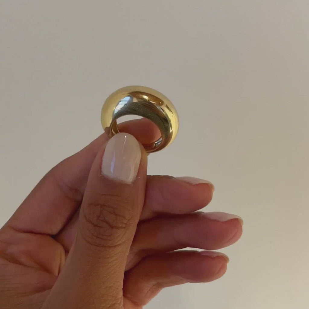 ORB Ring 14KT Gold - Product Page Videos